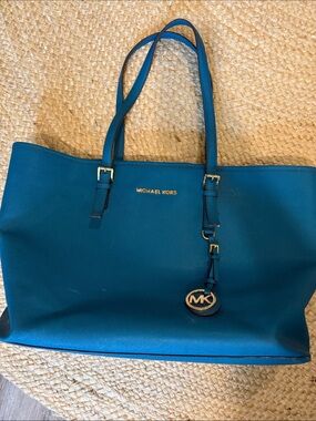Micheal Kors work tote